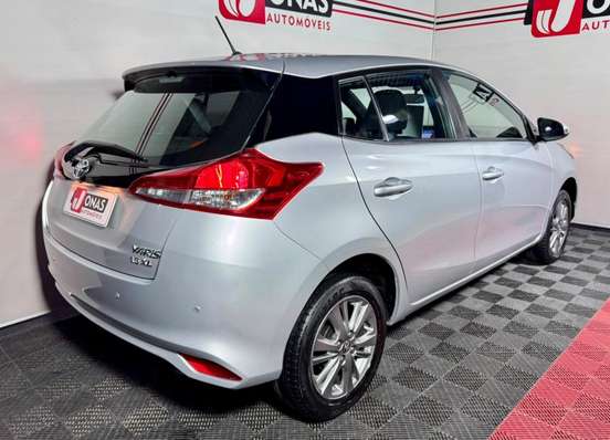 TOYOTA-YARIS-2020