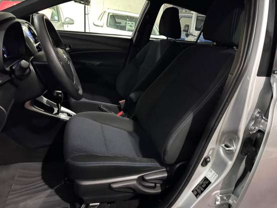 TOYOTA-YARIS-2020
