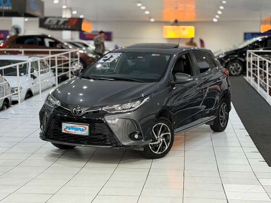 TOYOTA-YARIS-2022