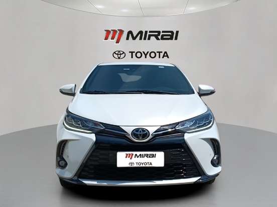 TOYOTA-YARIS-2024