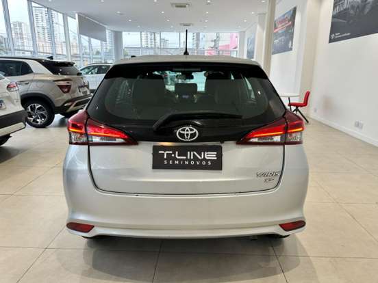 TOYOTA-YARIS-1.5 16V FLEX XS CONNECT MULTIDRIVE TOYOTA-YARIS-2022