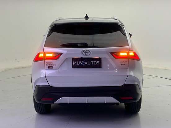 TOYOTA-YARIS CROSS-2026