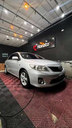 TOYOTA-COROLLA-2011