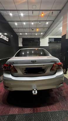 TOYOTA-COROLLA-2011