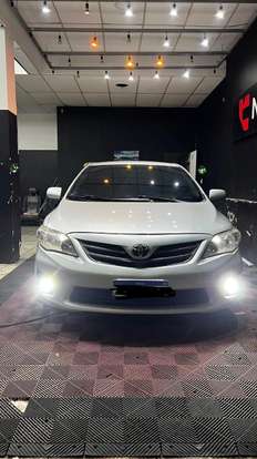 TOYOTA-COROLLA-2011