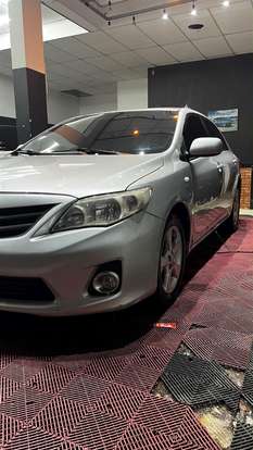 TOYOTA-COROLLA-2011