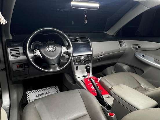 TOYOTA-COROLLA-1.8 GLI 16V FLEX 4P AUTOMÁTICO TOYOTA-COROLLA-2011
