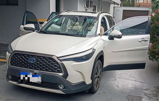 TOYOTA-COROLLA CROSS-2023