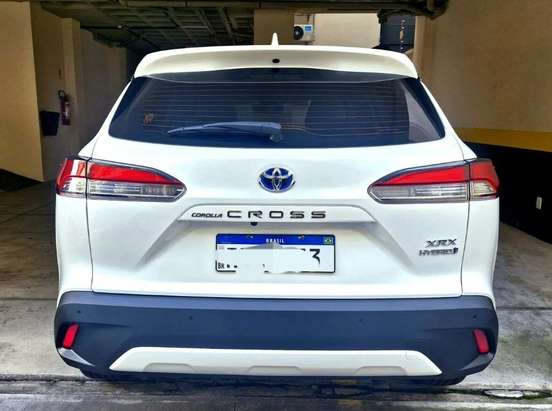 TOYOTA-COROLLA CROSS-2023