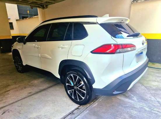 TOYOTA-COROLLA CROSS-2023