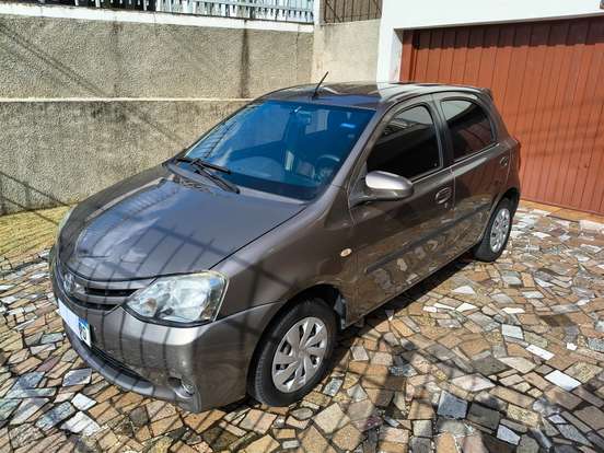 TOYOTA-ETIOS-1.3 X 16V FLEX 4P AUTOMÁTICO TOYOTA-ETIOS-2016