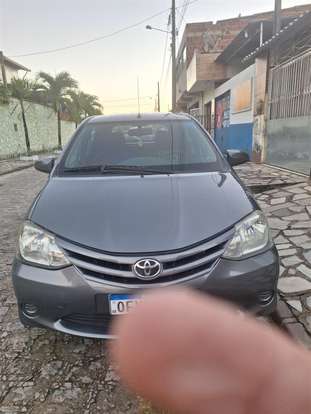 TOYOTA-ETIOS-1.3 X 16V FLEX 4P MANUAL TOYOTA-ETIOS-2015