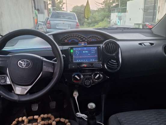 TOYOTA-ETIOS-1.3 X 16V FLEX 4P MANUAL TOYOTA-ETIOS-2015