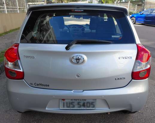 TOYOTA-ETIOS-2013