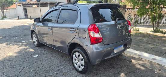 TOYOTA-ETIOS-1.5 XS 16V FLEX 4P MANUAL TOYOTA-ETIOS-2016