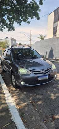 TOYOTA-ETIOS-2016