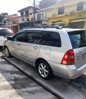 TOYOTA FIELDER 1.8 16V GASOLINA 4P AUTOMÁTICO
