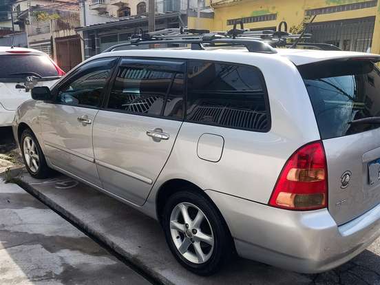 TOYOTA-FIELDER-1.8 16V GASOLINA 4P AUTOMÁTICO TOYOTA-FIELDER-2005