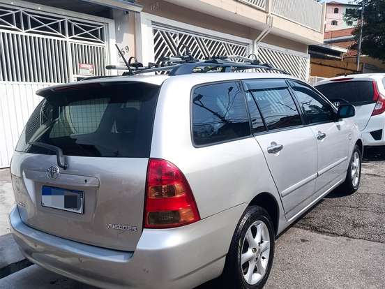 TOYOTA-FIELDER-1.8 16V GASOLINA 4P AUTOMÁTICO TOYOTA-FIELDER-2005