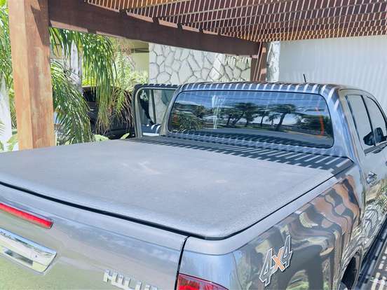 TOYOTA-HILUX-2.8 D-4D TURBO DIESEL CD SR 4X4 AUTOMÁTICO TOYOTA-HILUX-2025