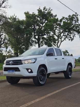 TOYOTA-HILUX-2019