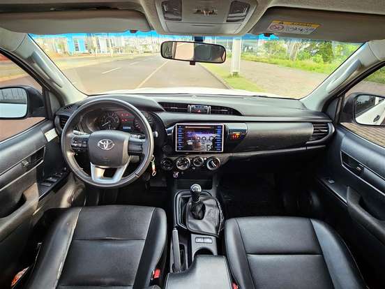 TOYOTA-HILUX-2.8 STD 4X4 CD 16V DIESEL 4P MANUAL TOYOTA-HILUX-2019