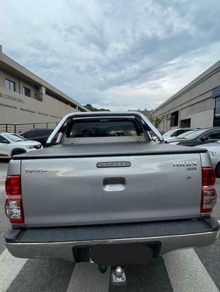 TOYOTA-HILUX-2014