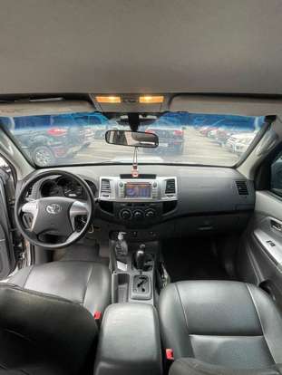 TOYOTA-HILUX-2014