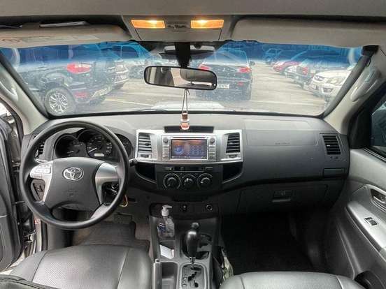 TOYOTA-HILUX-3.0 SR 4X4 CD 16V TURBO INTERCOOLER DIESEL 4P AUTOMÁTICO TOYOTA-HILUX-2014