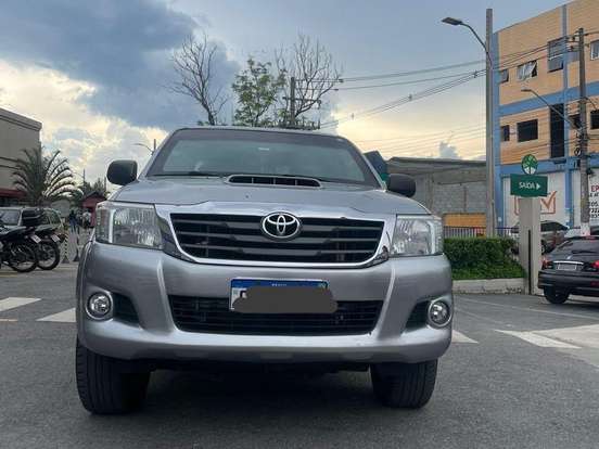 TOYOTA-HILUX-3.0 SR 4X4 CD 16V TURBO INTERCOOLER DIESEL 4P AUTOMÁTICO TOYOTA-HILUX-2014