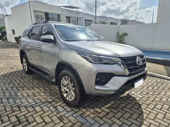 TOYOTA-HILUX SW4-2021
