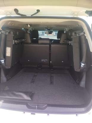 TOYOTA-HILUX SW4-2025