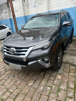 TOYOTA-HILUX SW4-2016