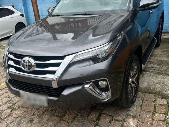 TOYOTA-HILUX SW4-2.8 SRX 4X4 16V TURBO INTERCOOLER DIESEL 4P AUTOMÁTICO TOYOTA-HILUX SW4-2016