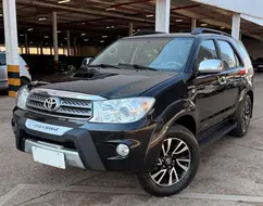 TOYOTA HILUX SW4 3.0 SRV 4X4 16V TURBO INTERCOOLER DIESEL 4P AUTOMÁTICO TOYOTA HILUX SW4 3.0 SRV 4X4 16V TURBO INTERCOOLER DIESEL 4P AUTOMÁTICO