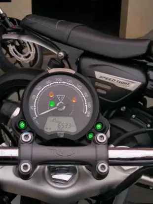 TRIUMPH-BONNEVILLE SPEEDMASTER-2022