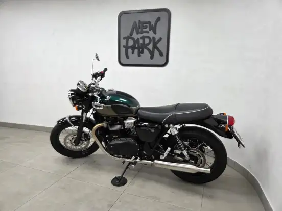 TRIUMPH-BONNEVILLE T100 900 TRIUMPH-BONNEVILLE T100 900-2023