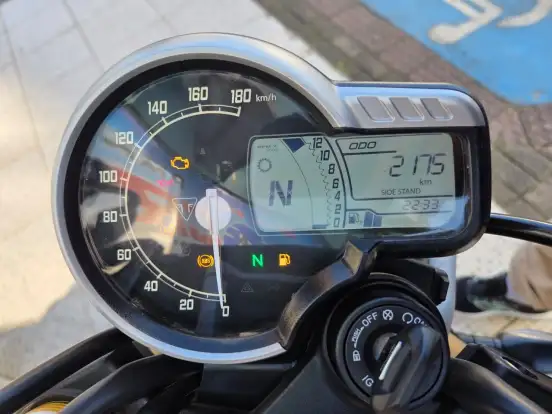 TRIUMPH-SCRAMBLER 400 X-2025