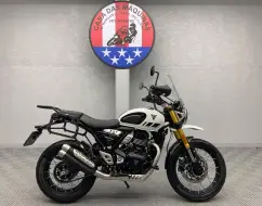 TRIUMPH SCRAMBLER 400 XC TRIUMPH SCRAMBLER 400 XC