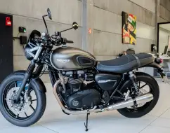 TRIUMPH STREET TWIN TRIUMPH STREET TWIN