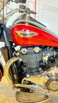 TRIUMPH-THUNDERBIRD COMMANDER ABS TRIUMPH-THUNDERBIRD COMMANDER ABS-2015