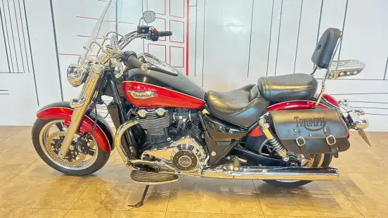 TRIUMPH-THUNDERBIRD COMMANDER ABS TRIUMPH-THUNDERBIRD COMMANDER ABS-2015
