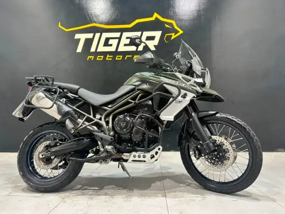 TRIUMPH TIGER 800 XCA 