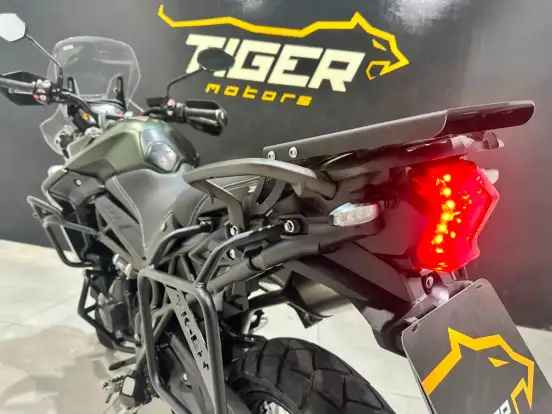 TRIUMPH-TIGER 800 XCA-2020
