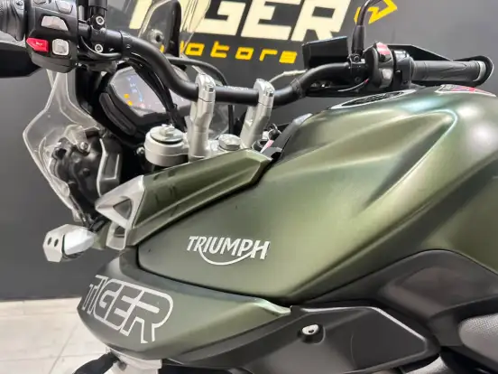 TRIUMPH-TIGER 800 XCA-2020