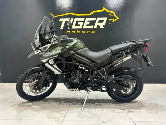 TRIUMPH-TIGER 800 XCA-2020