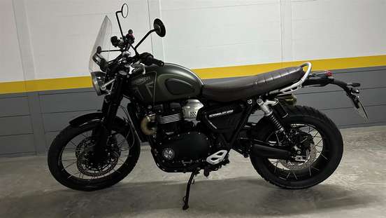 TRIUMPH-BONNEVILLE SCRAMBLER 1200 X-2025