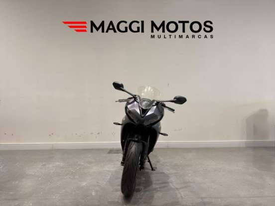 TRIUMPH-DAYTONA 660-2025