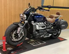 TRIUMPH ROCKET III R TRIUMPH ROCKET III R
