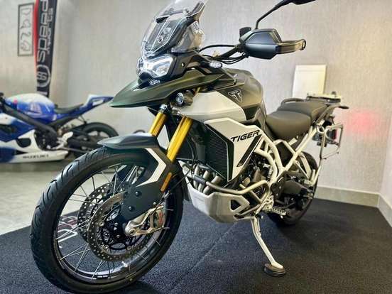 TRIUMPH-TIGER 900 RALLY PRO-2025